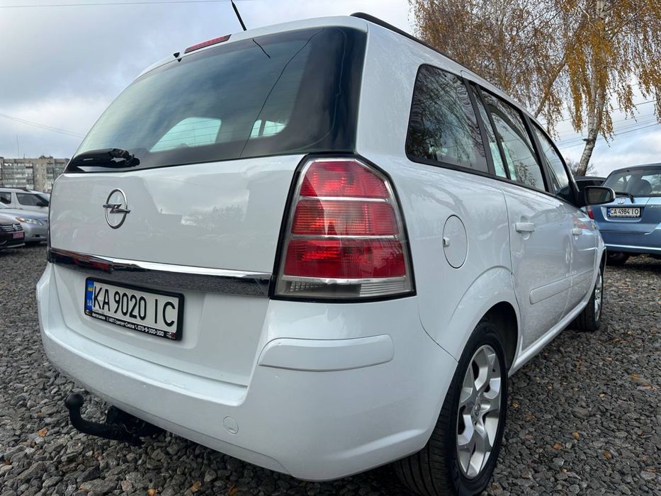 Продам Opel Zafira