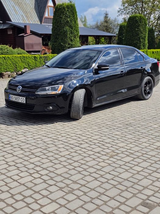 Продам VW jetta.