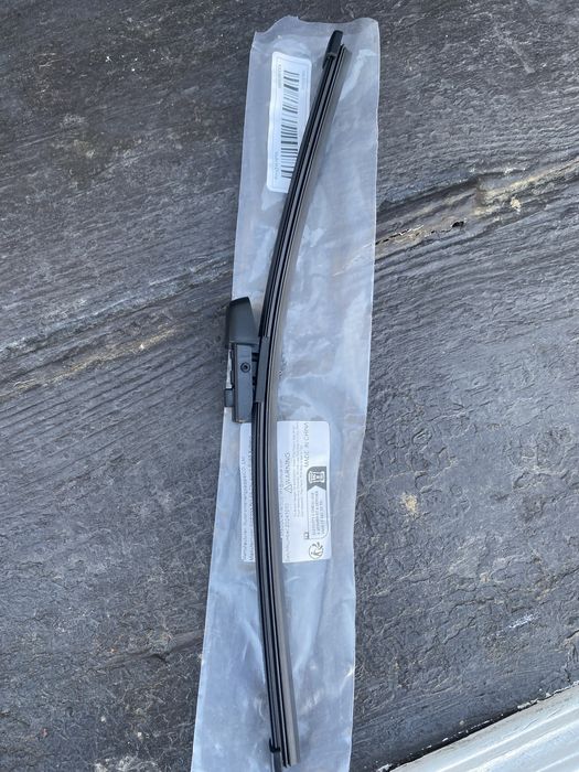 Склоочисник заднього скла.