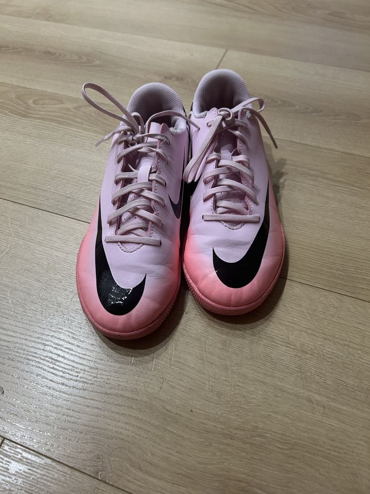 Buty halówki Nike Mercurial 38