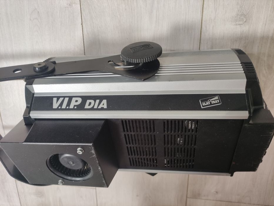 Продам Clay Paky VIP 300 DIA гобо-проектор, студийное освещение