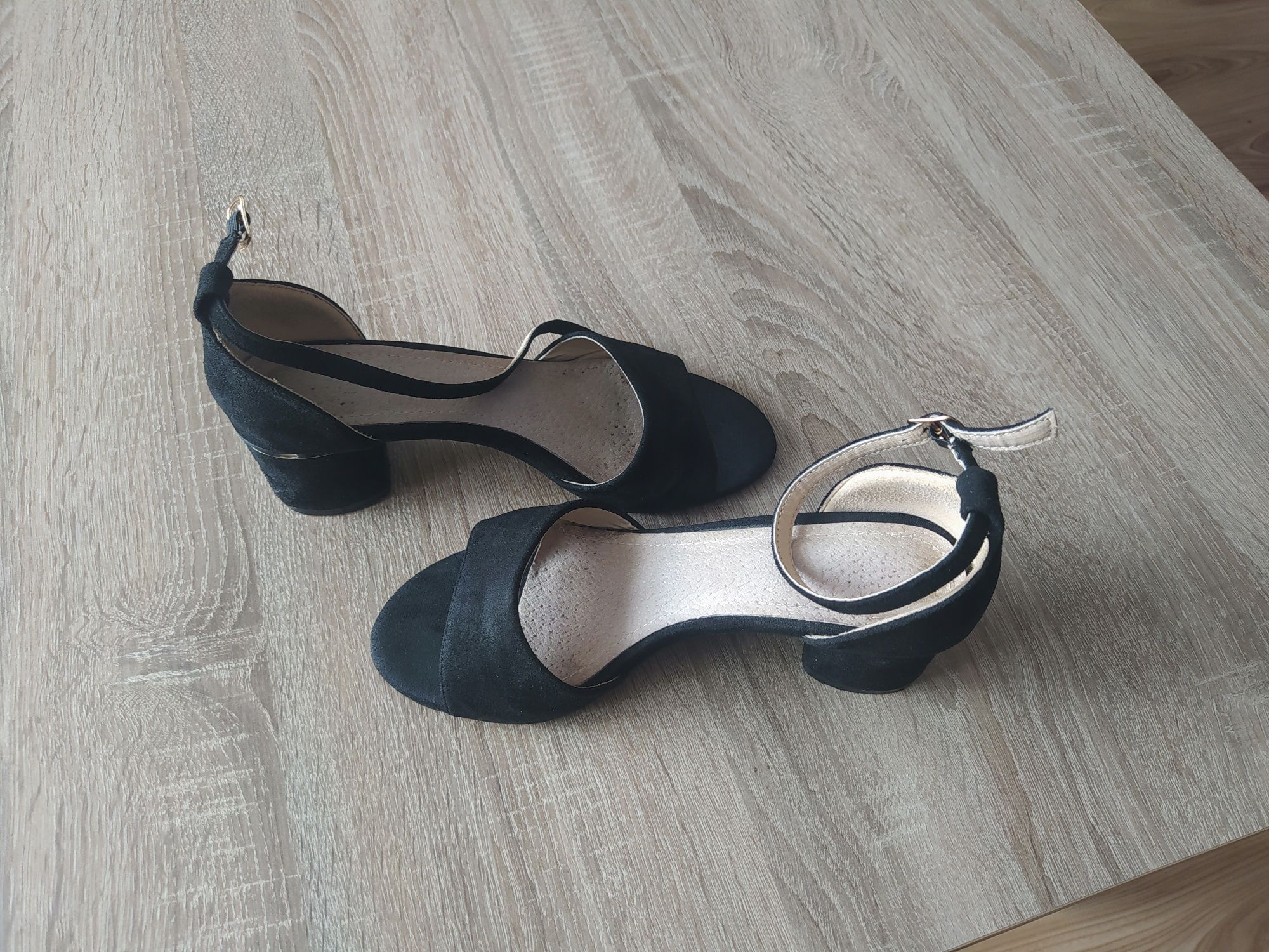 Sandały damskie, rozmiar 37