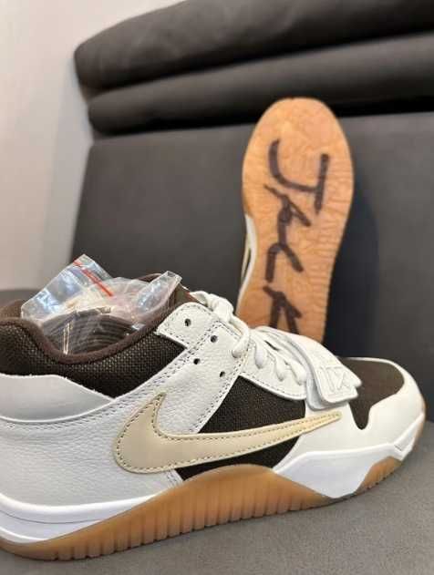 Jordan Jumpman Jack TRTravis Scott Sail R.44