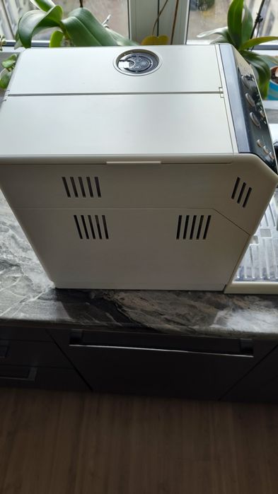 Automatyczny ekspres do kawy Philips HD8827.