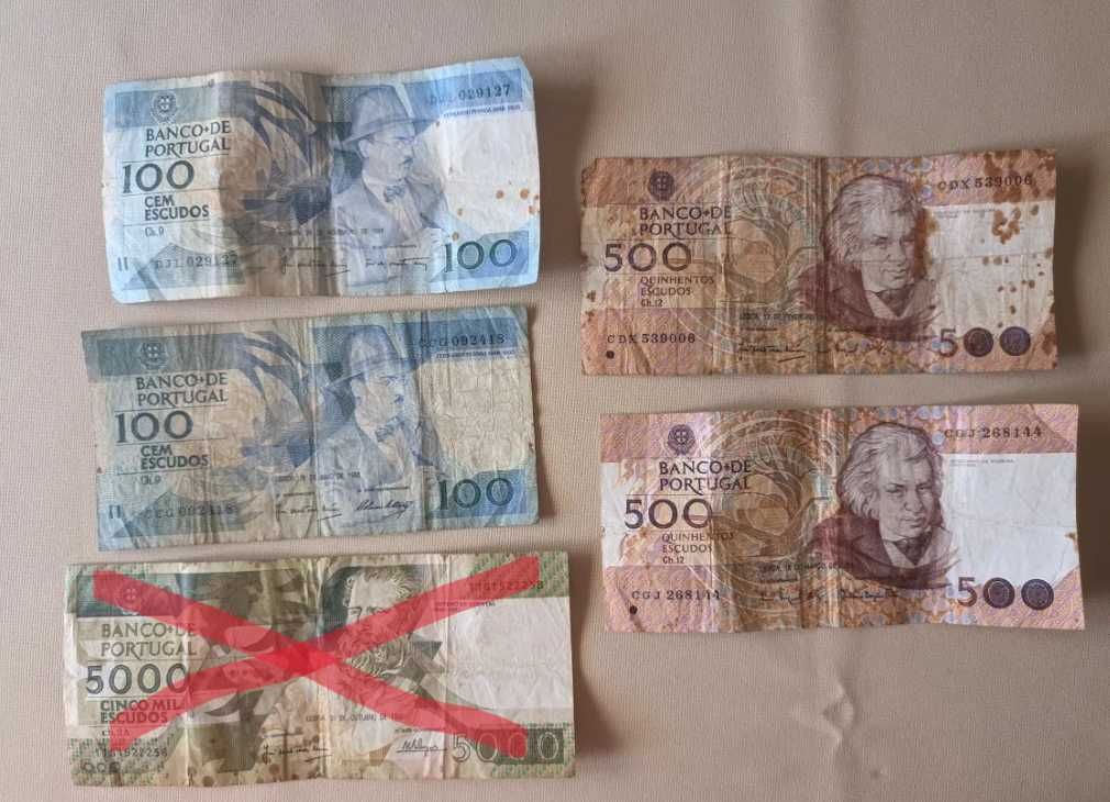 Notas 100 e 500 escudos