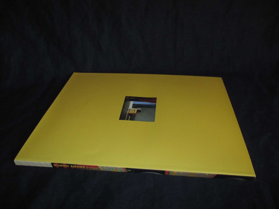 Livro O Espectáculo vai começar Manuel Amado