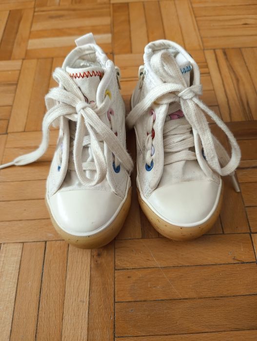 Trampki dla dziewczynki Zara