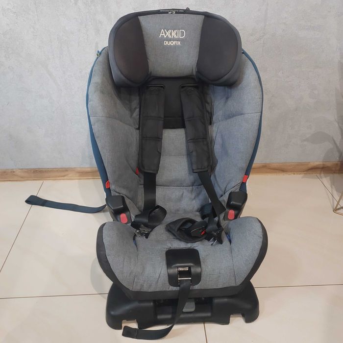 Fotelik samochodowy Axid Duofix