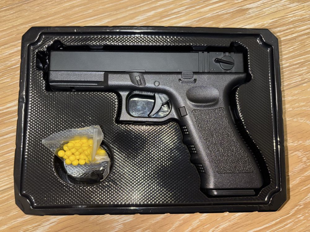 Pistola Airsoft Glock 18 com Ferrolho Metálico – 250 FPS, 12 BBs