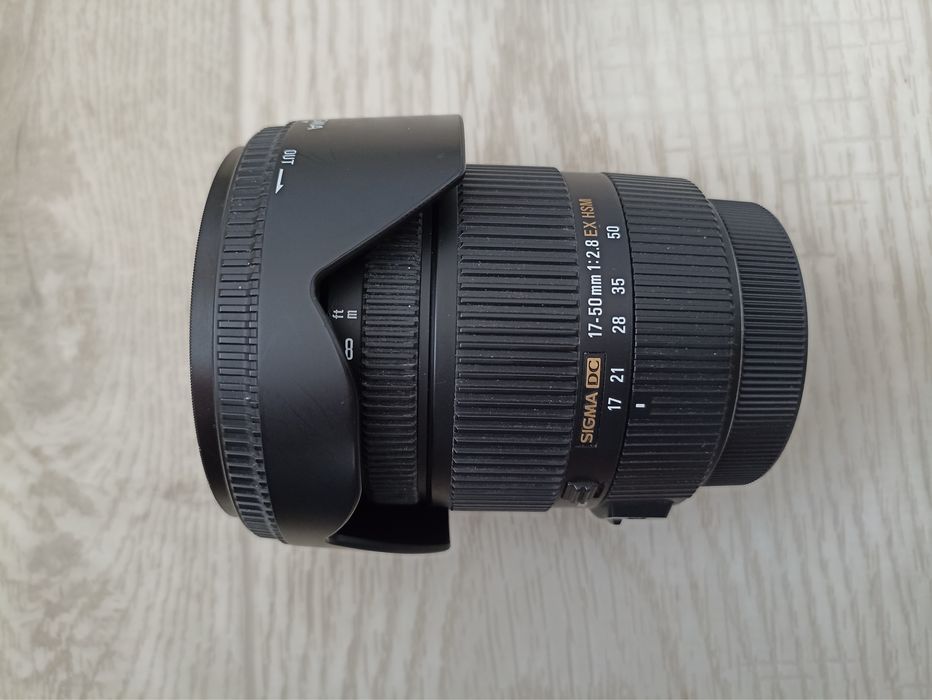 Об'єктив Sigma 17-50mm F2.8 EX DC OS HSM (Canon EF-S)