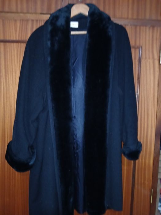 Sobretudo  de pele com peluche