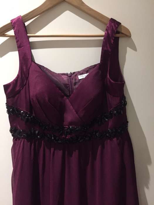 Vestido comprido cerimónia cor bordeaux