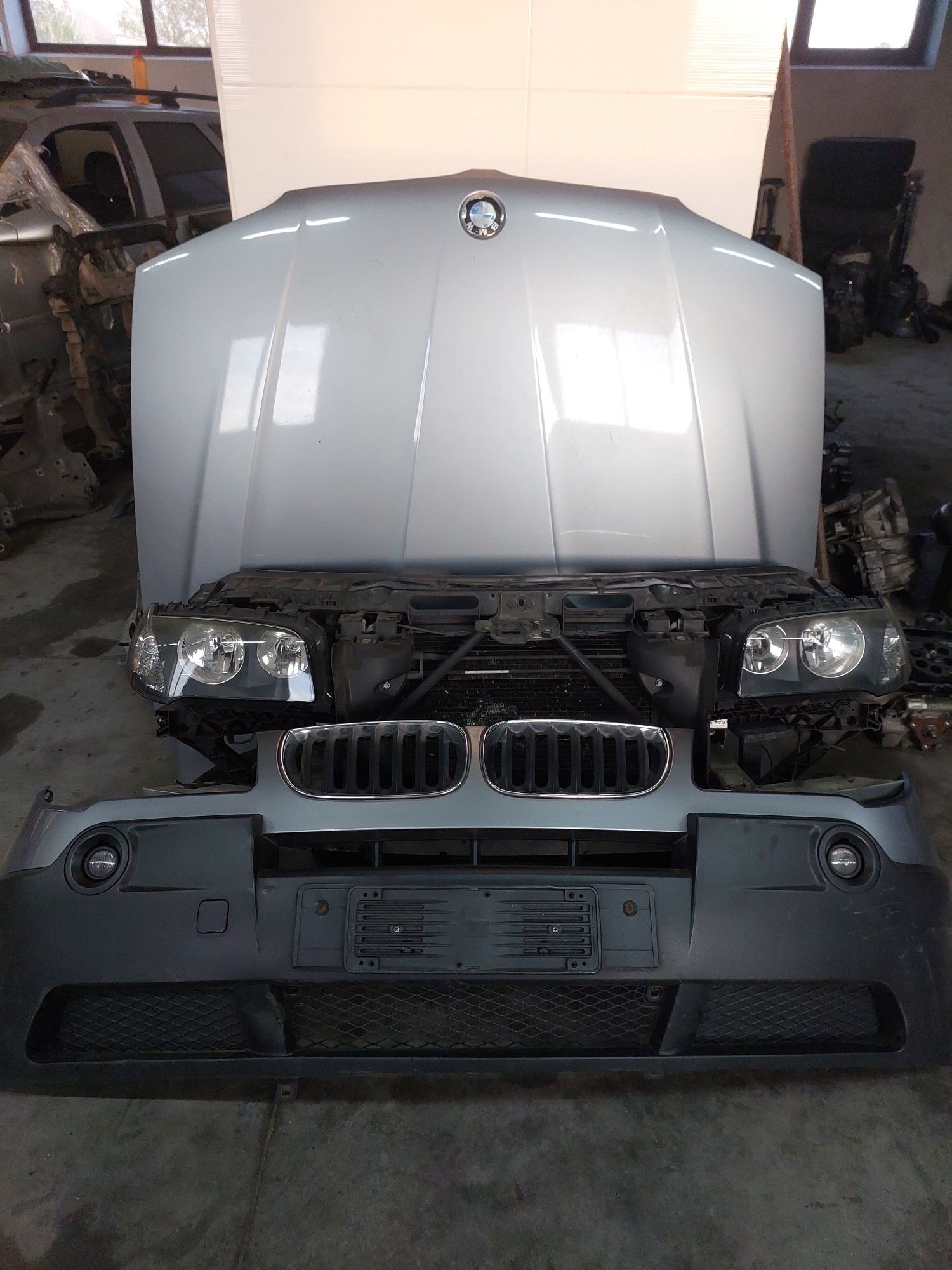 Капот BMW X3 E83 2004-2010