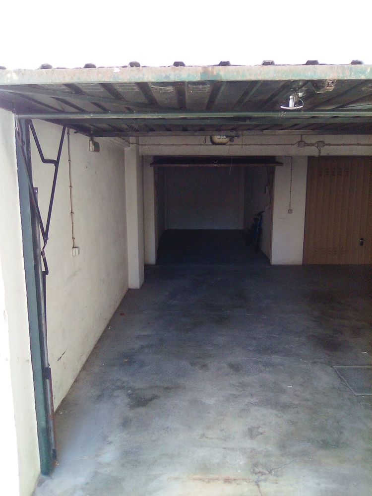 Garagem Entroncamento com acesso bom