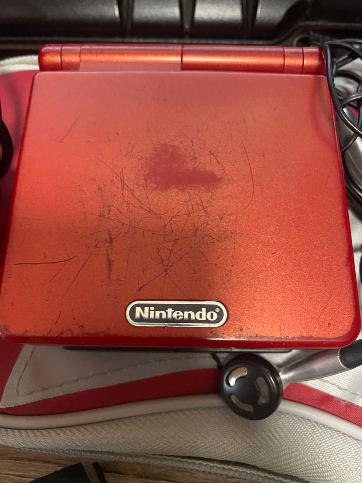 GameBoy Advance SP з зарядним пристроєм, 2 зарядних, гра, навушники