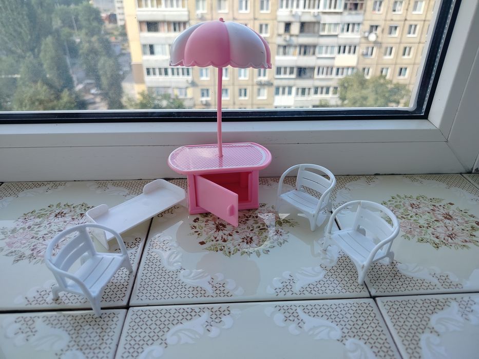 Меблі лялькові різні