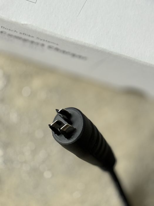 Carregador E-Bike Bosch 2A como novo