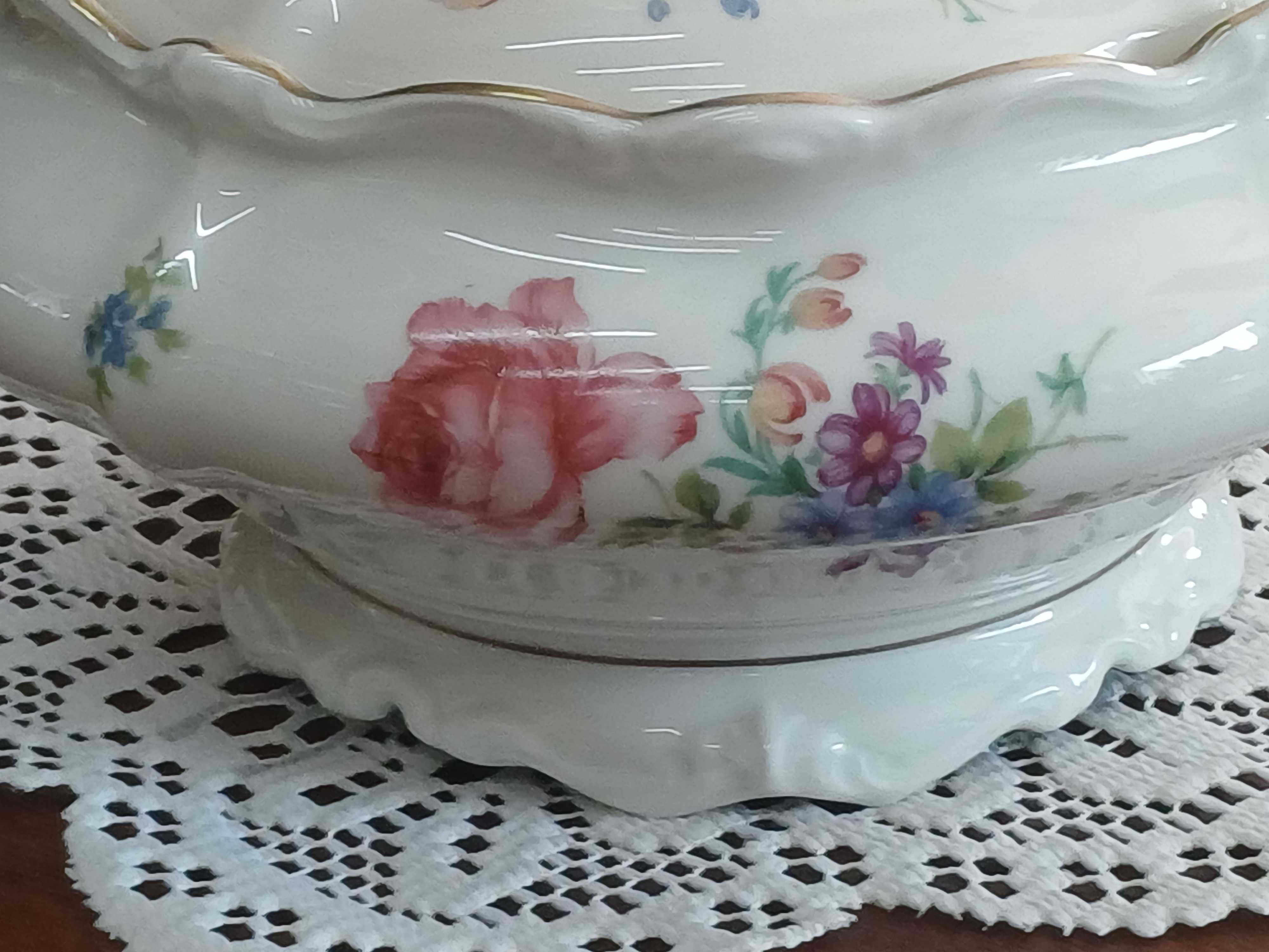 Bomboniera porcelana Rosenthal Pompadour 1941r. (P.4318)