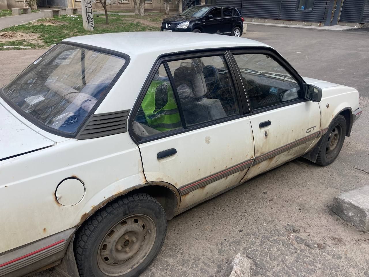 Продам Opel Ascona 1.6