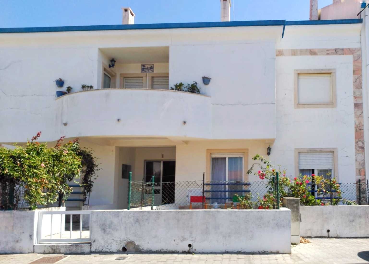 Quarto em apartamento na praia S. Bernardino-Peniche