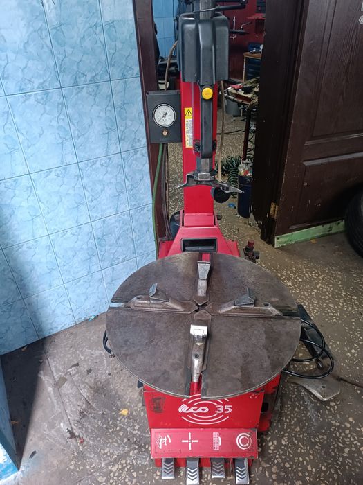 Продам верстат шиномонтажний