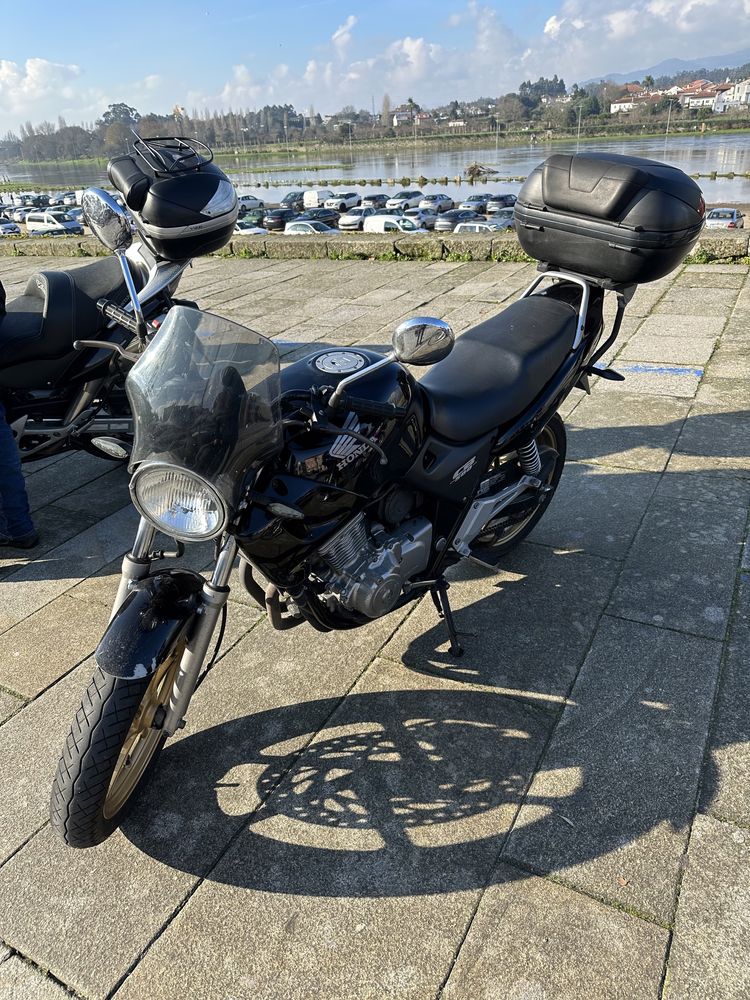 Honda CB 500 Impecável
