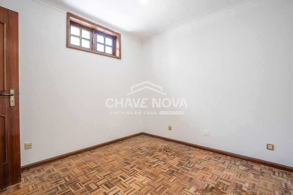 Moradia Isolada V2+1 c/ Terraço em Pedroso