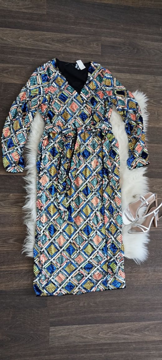 Sukienka midi kimono cekinowa z paskiem w talii nowa z metką S/M