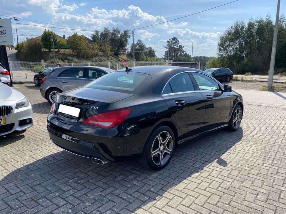 Mercedes-Benz CLA 180d - NACIONAL