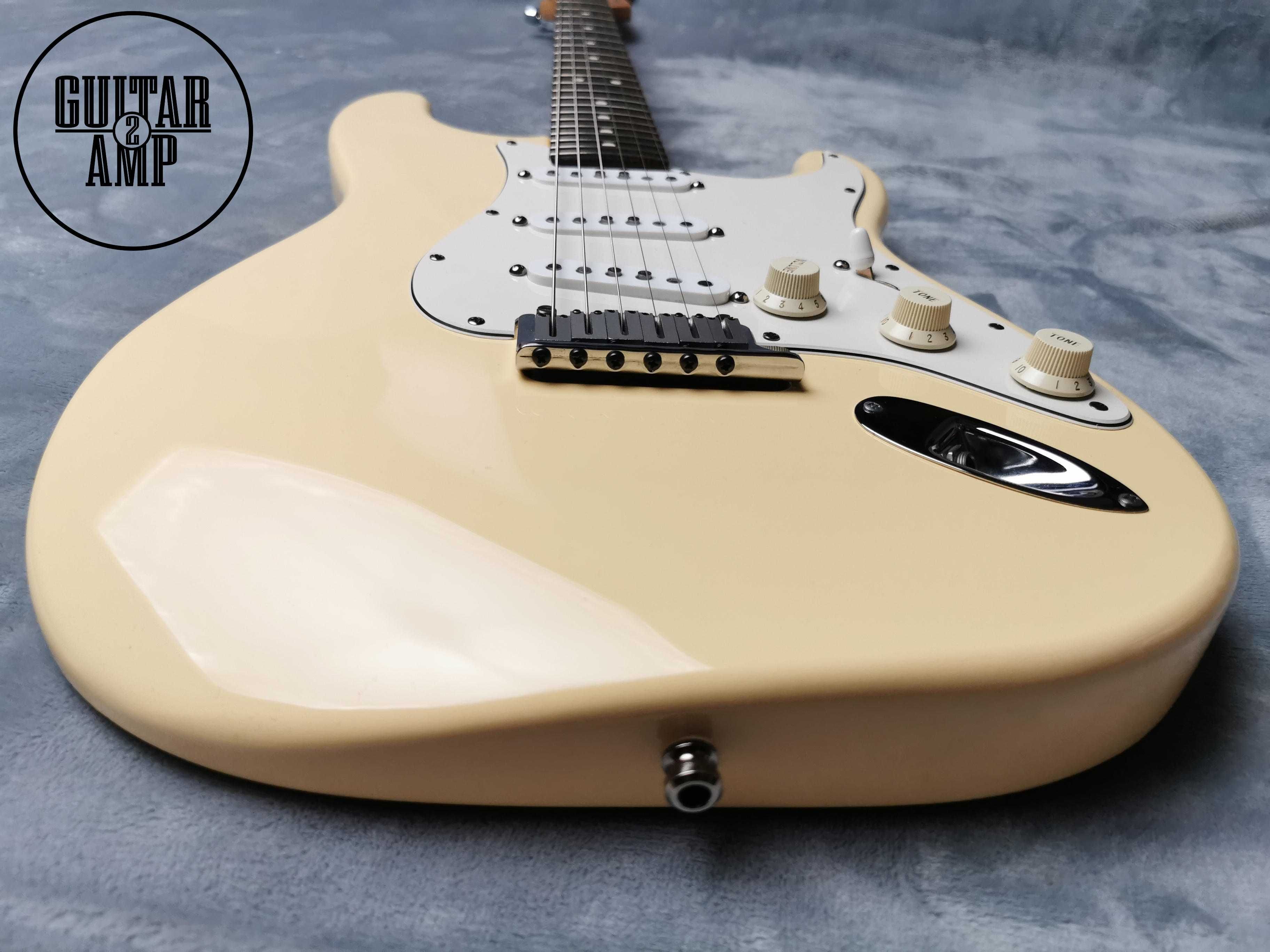 1996 Fender American Stratocaster Vintage White