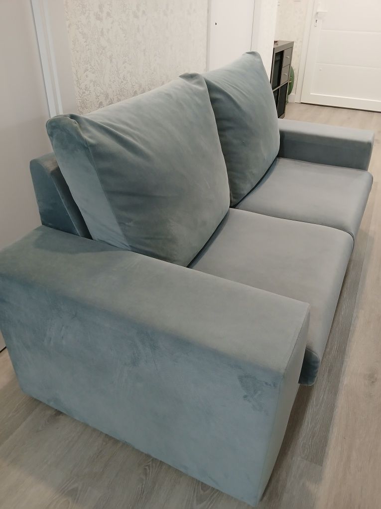 Sofa com 1 ano - como novo/pouco uso