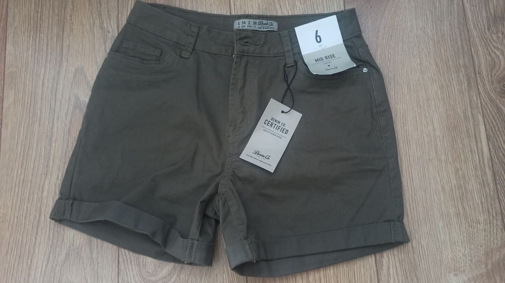 Nowe spodenki, khaki, rozmiar 34.