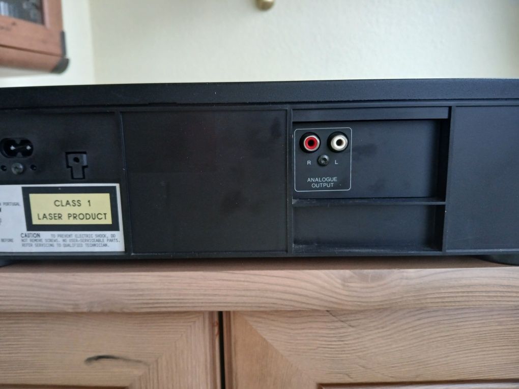 Philips CD 115 с CDM 4/19 и ТDA 1543 - классика !