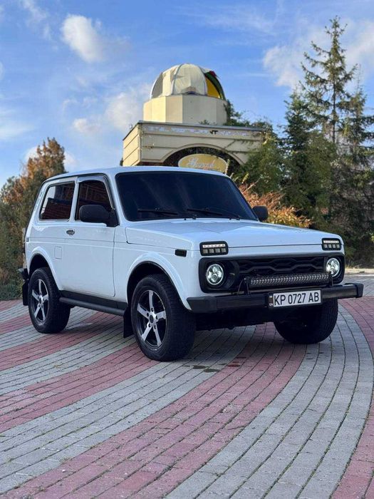 ВАЗ / Lada 21214 / 4x4 2011 Нива Урбан ! Идеальное состояние !