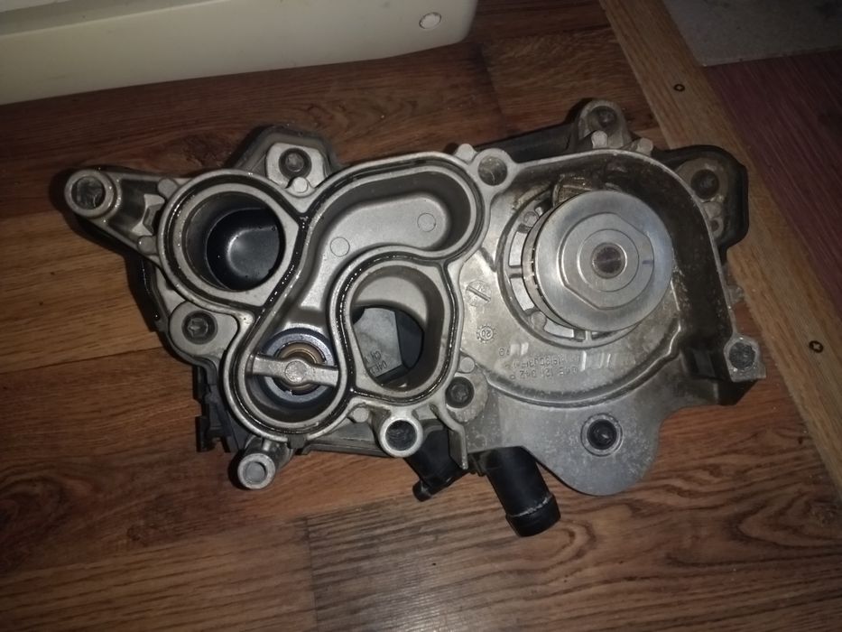 Продам помпу на мотор 1.4 TSI и 1.2TSI фольваген