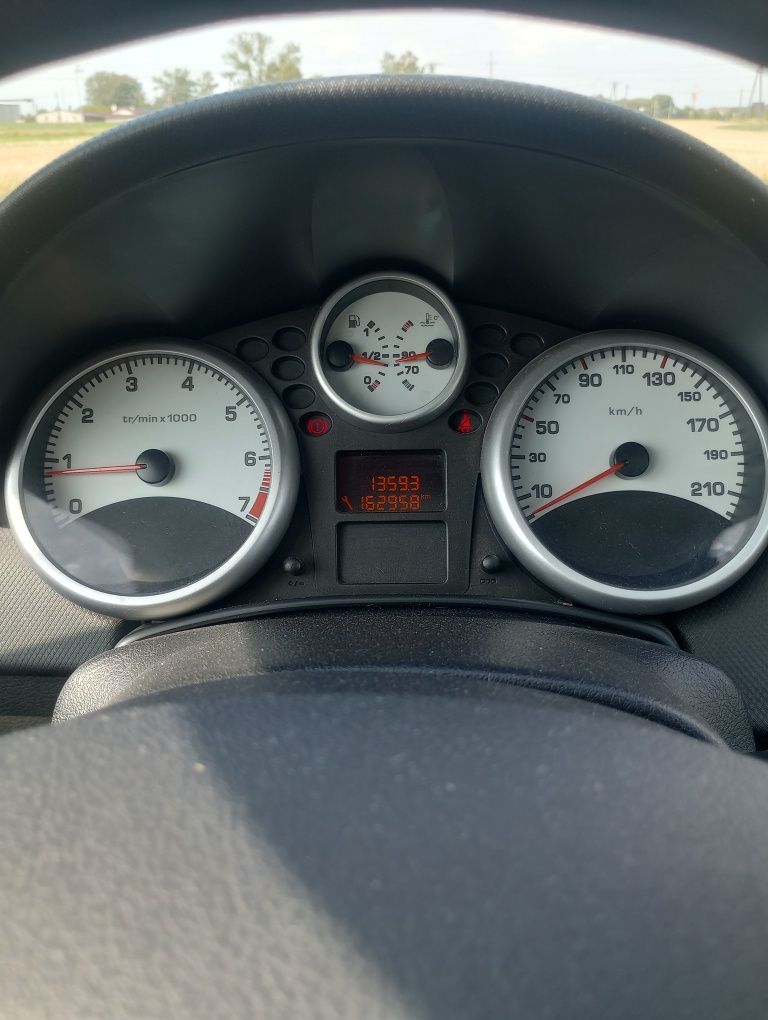 Peugeot 207 sw stan bardzo dobry