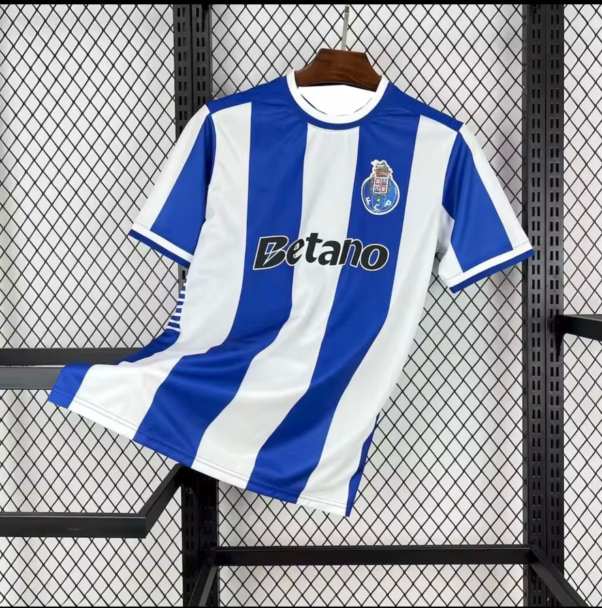 Vendo camisolas do Porto