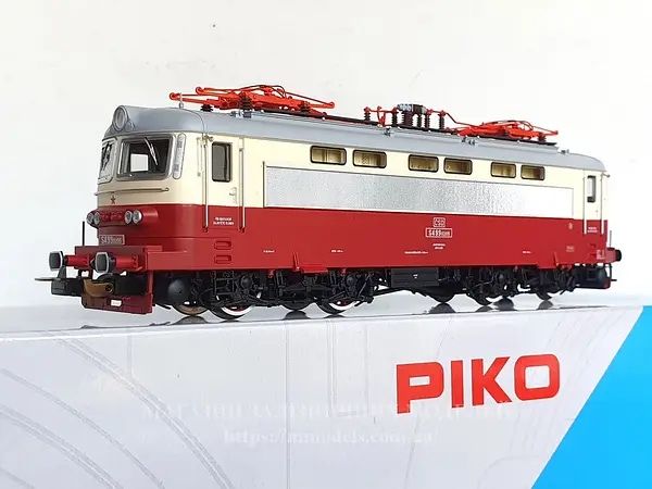 Тепловоз Br 232 Roco совместим с PIKO. Железная дорога НО. 1:87. Новый