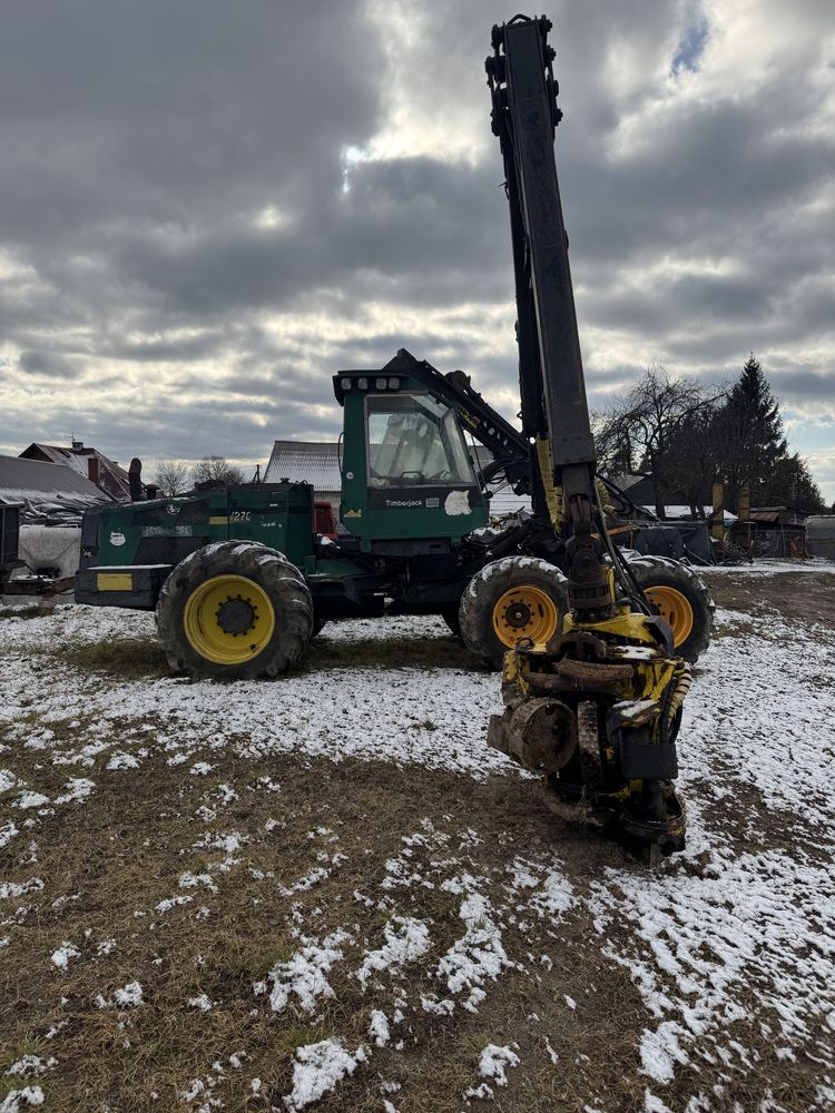 Harvester timberjack 1207A