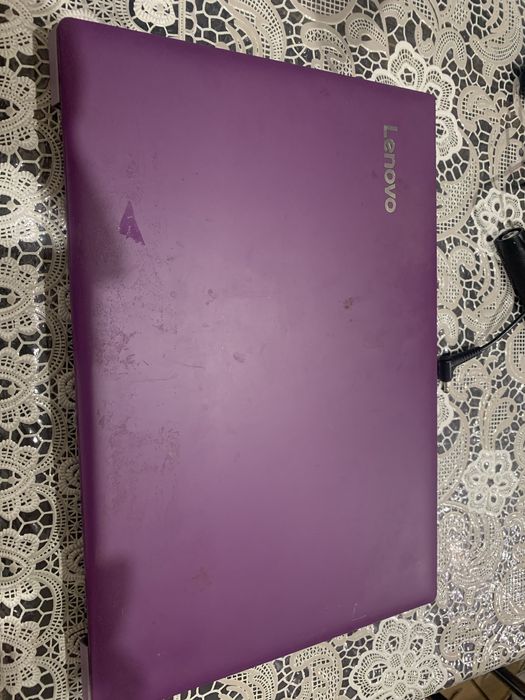Ноутбук Lenovo продам