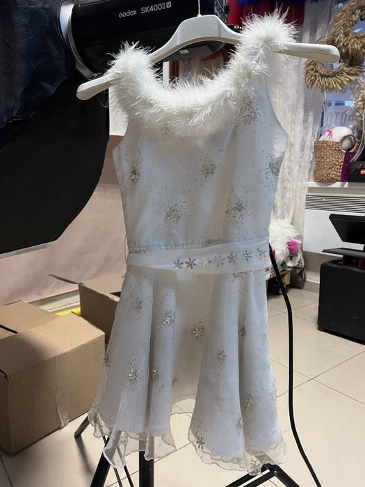 Новорічне плаття сніжинки