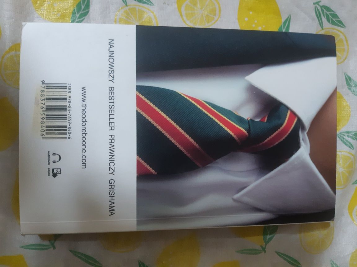Książka " Oskarżony " John Grisham, Theodore Boone