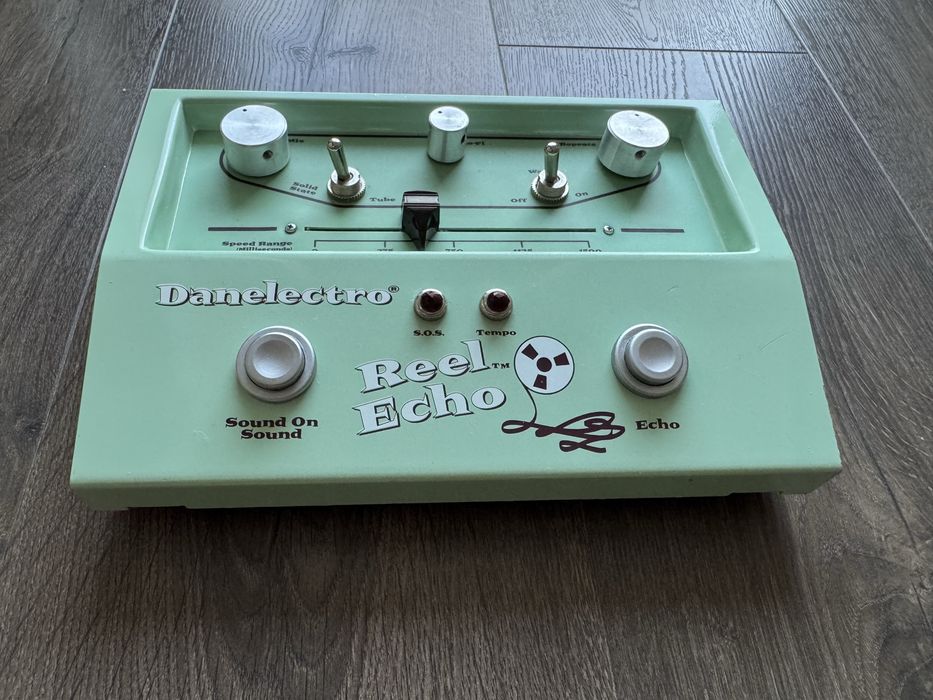 Danelectro Reel Echo tape delay echoplex