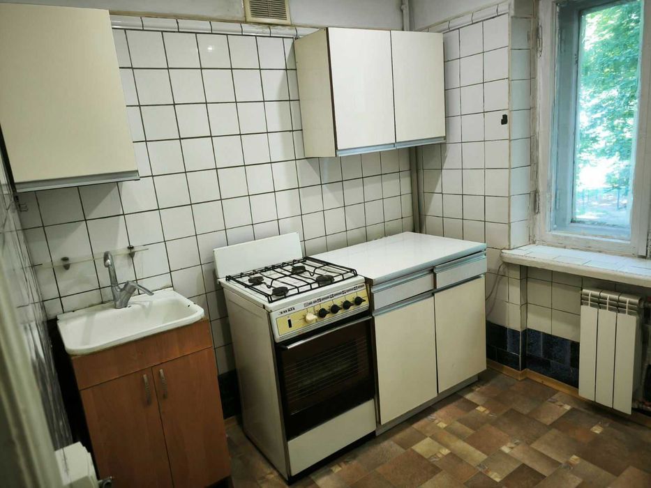 Продам 2 к. кв. Новые дома м. Дворец Спорта Реальная!