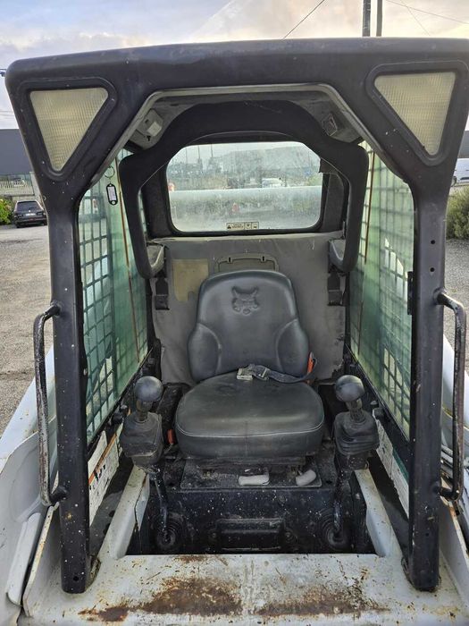 Mini Pá Carregadora Bobcat S185 - Matriculada