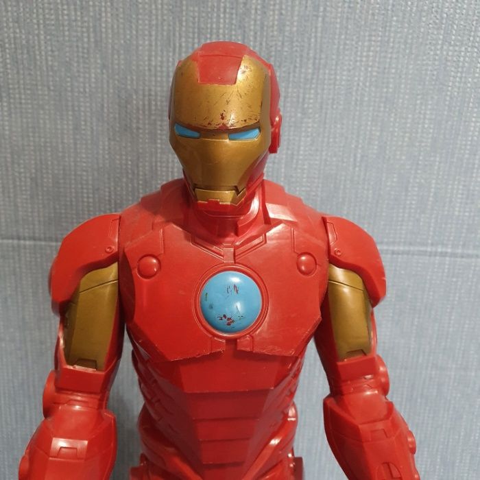 Железный человек Hasbro оригинал 50 см и 30 см. Iron Man, Marvel