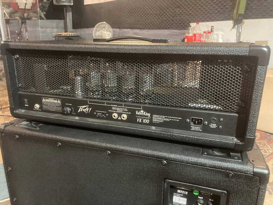 Гитарный усилитель Peavey VK-100 с кабинетом 2Х12.