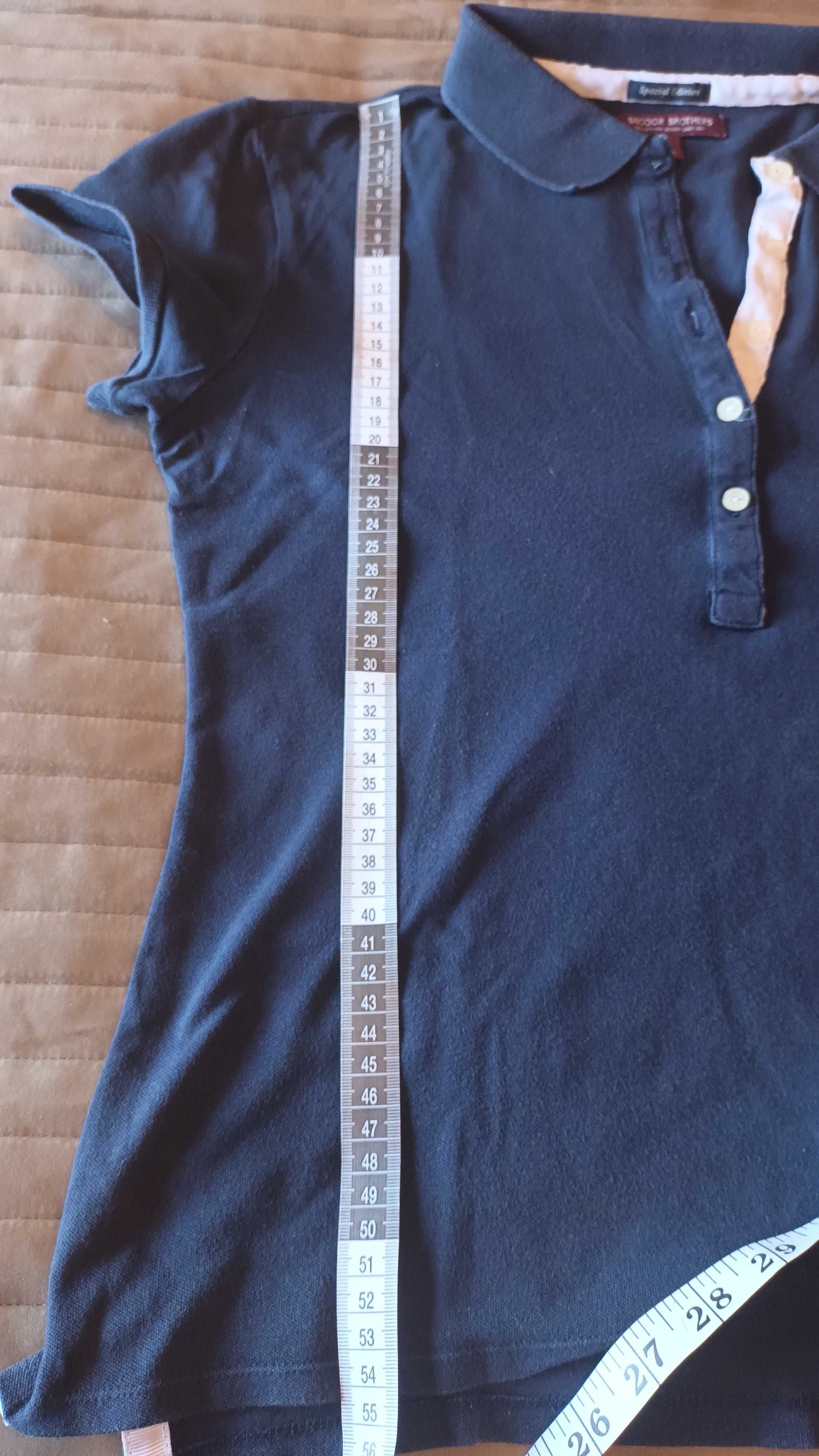 Polo  em azul escuro da Sacoor