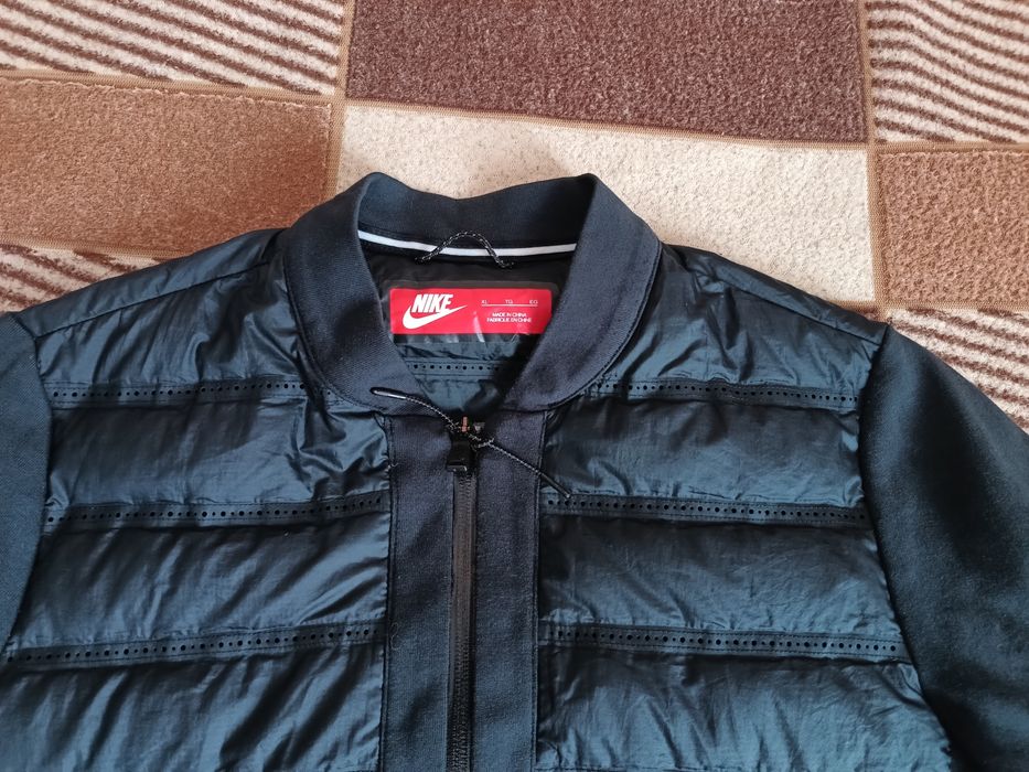 Куртка Nike Tech Fleece Aeroloft Bomber