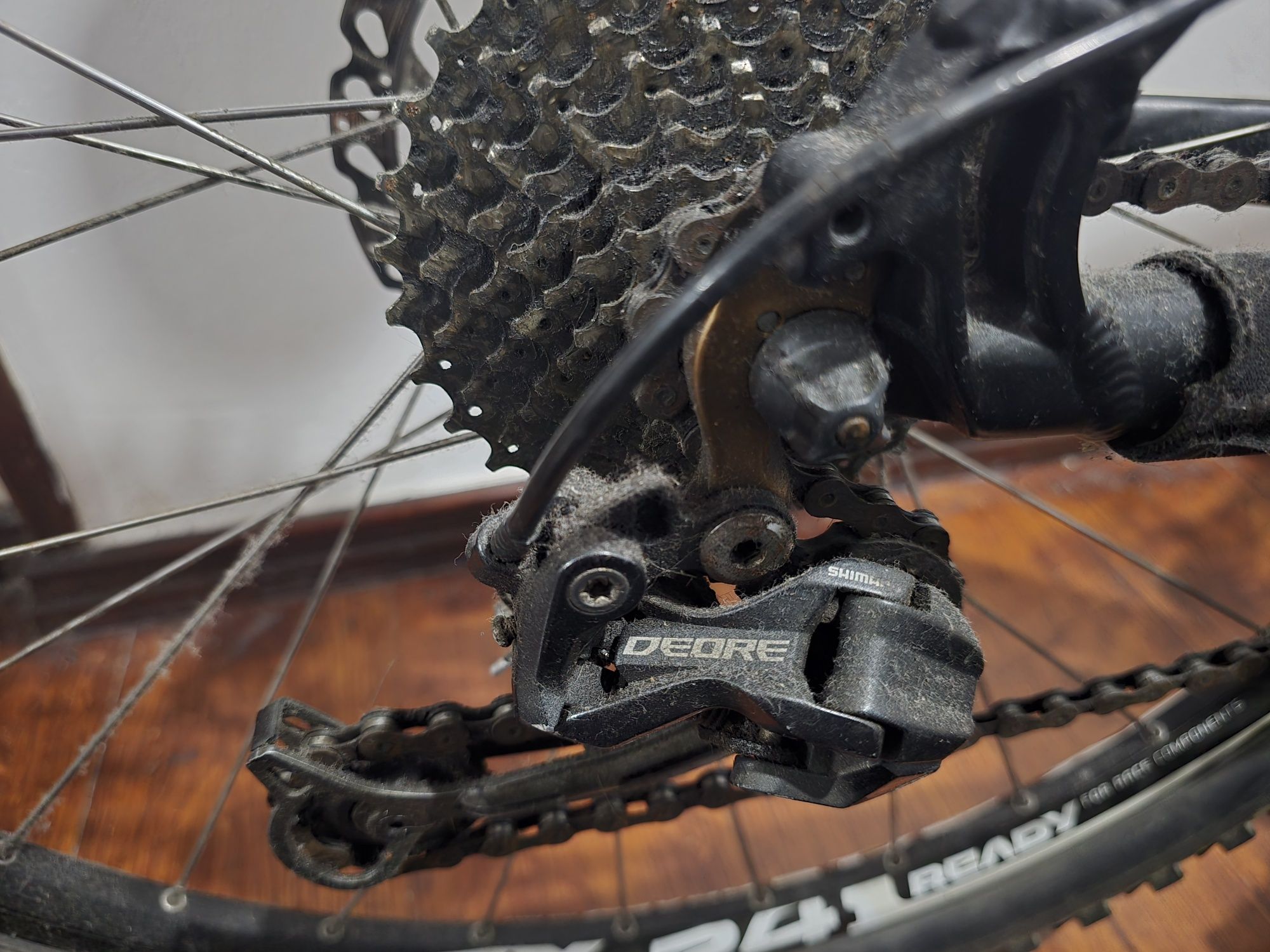 Bicicleta Cube Attention 26"